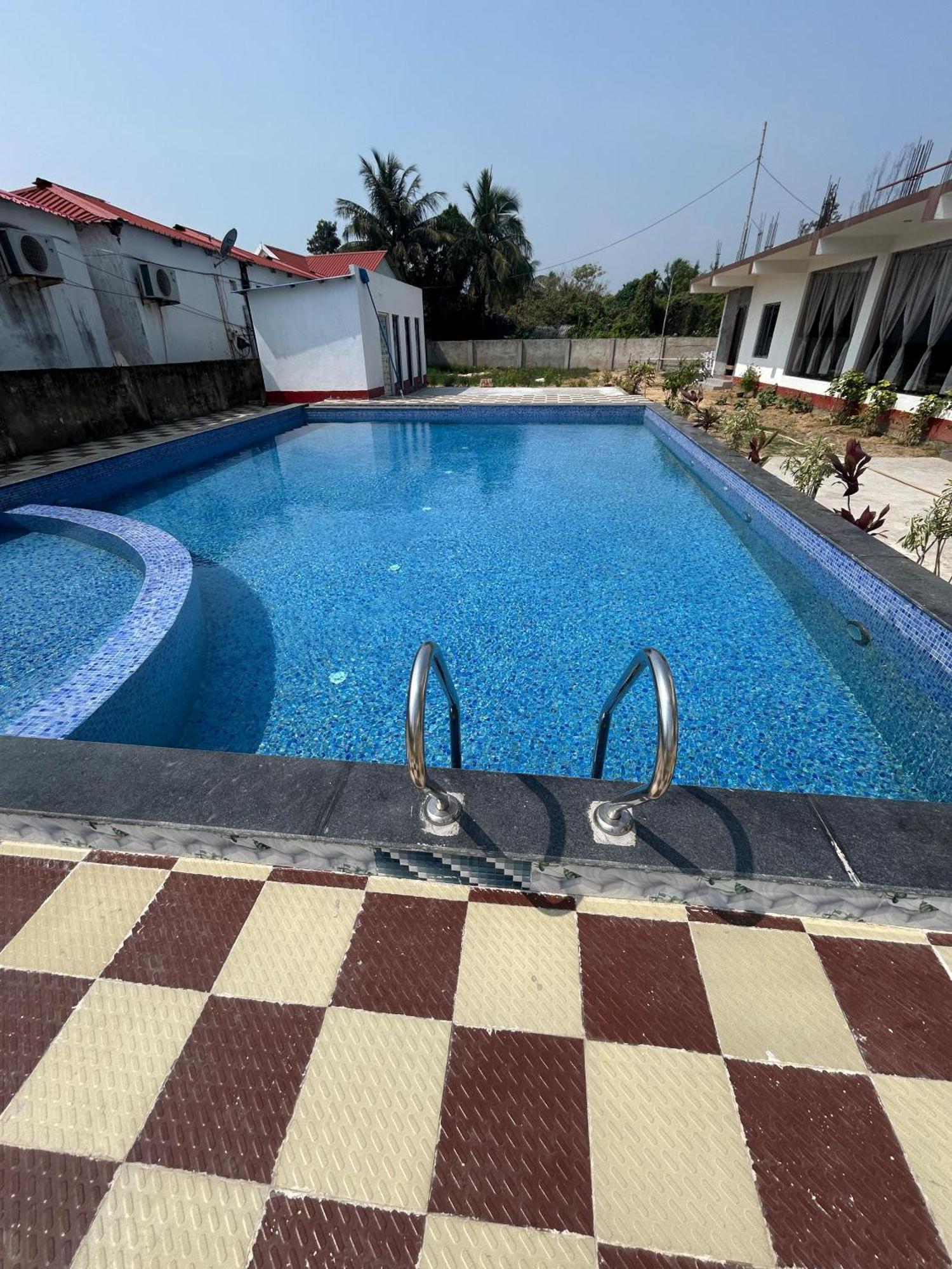 Prantik Hotel And Resorts Tajpur Exterior foto