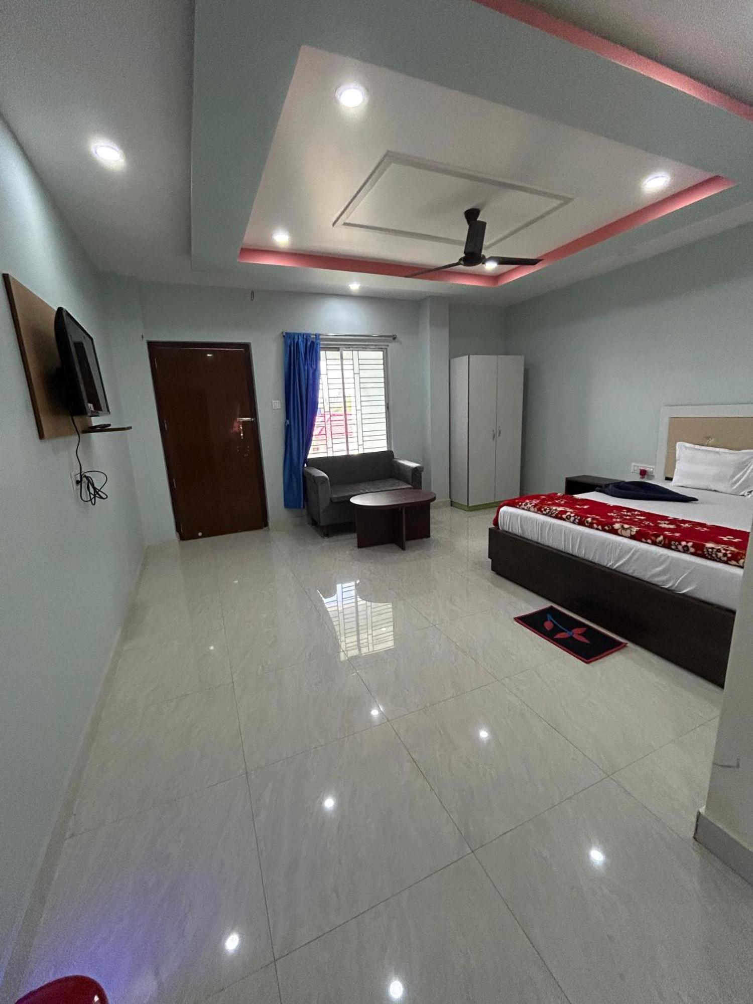 Prantik Hotel And Resorts Tajpur Exterior foto